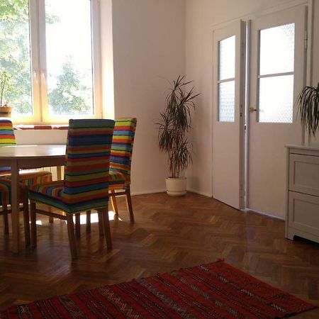 Metro Stare Bielany Apartment Varşovia Exterior foto