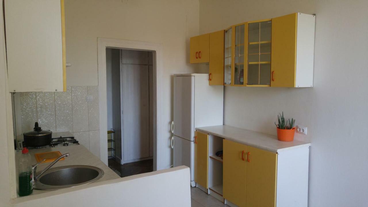 Metro Stare Bielany Apartment Varşovia Exterior foto