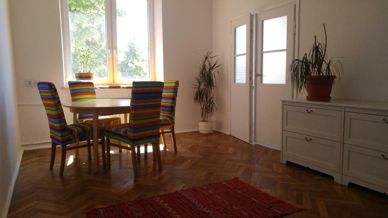 Metro Stare Bielany Apartment Varşovia Exterior foto